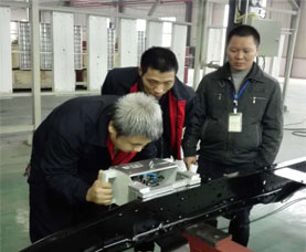 汽车大架打标机现场安装调试